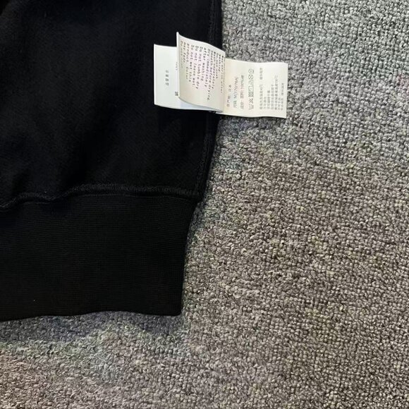 Brand new Bape shark hooded jacket - Picture 9 of 9